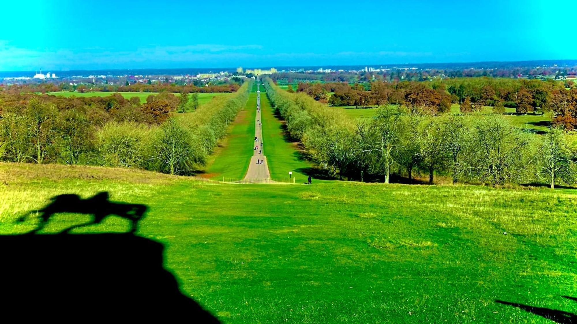 Top Floor En-Suite Double Bedrooms With Great View Of Windsor Castle & Free Parking 외부 사진