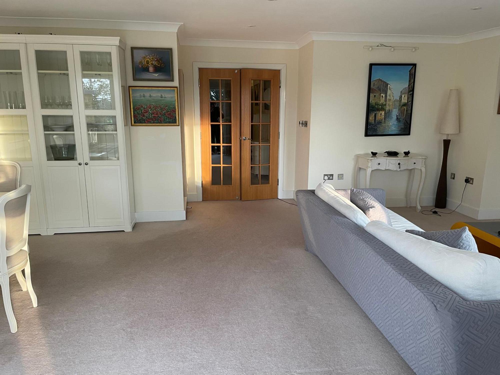 Top Floor En-Suite Double Bedrooms With Great View Of Windsor Castle & Free Parking 외부 사진