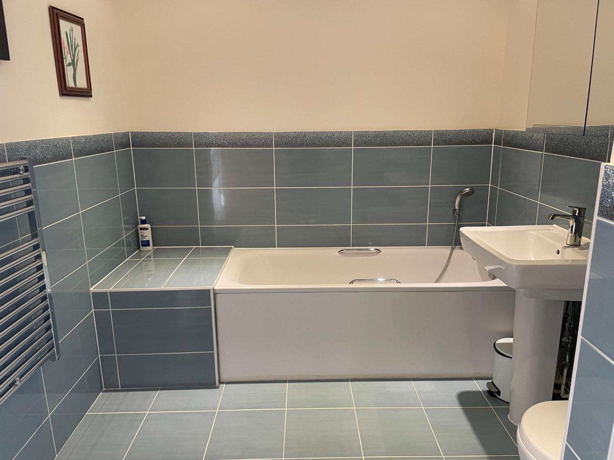 Top Floor En-Suite Double Bedrooms With Great View Of Windsor Castle & Free Parking 외부 사진